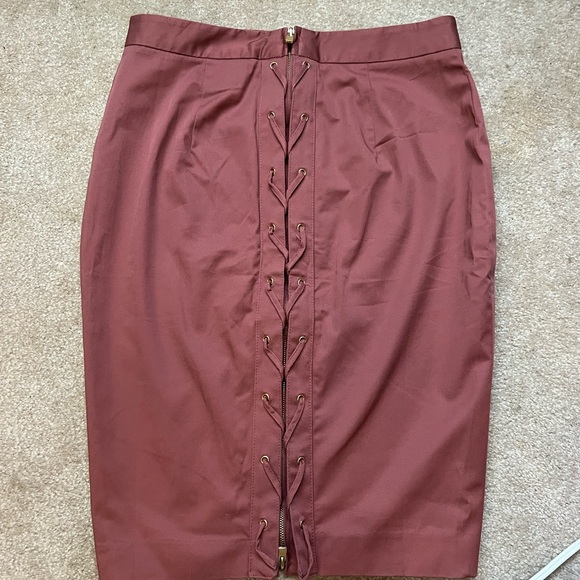 Pink skirt - Picture 3 of 3